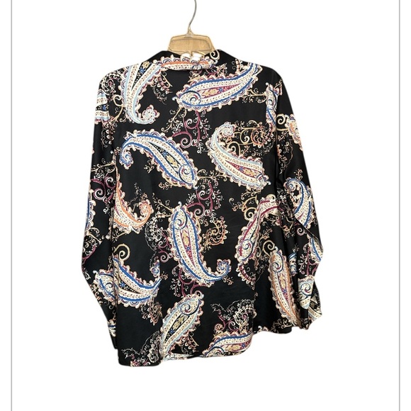 Paisley Print Women's no iron button front shirt size size 3 US size 16/18 Chico - Picture 3 of 6